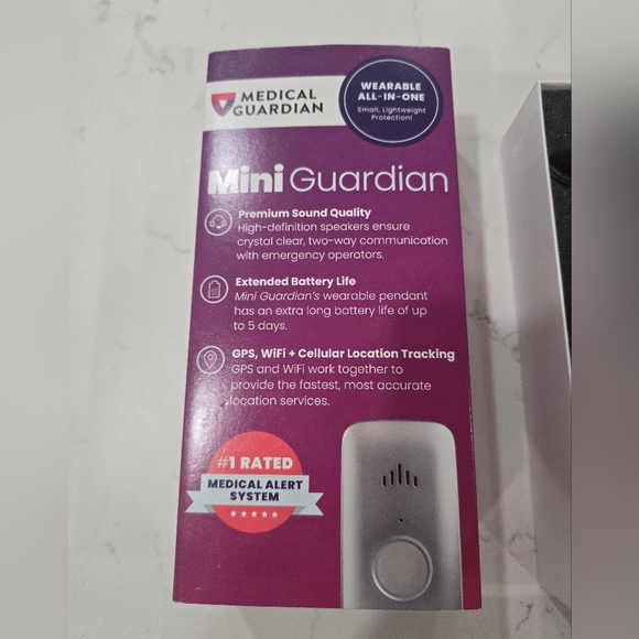 Mini Guardian - 4G Medical Alert System by Medical Guardian - Picture 6 of 13